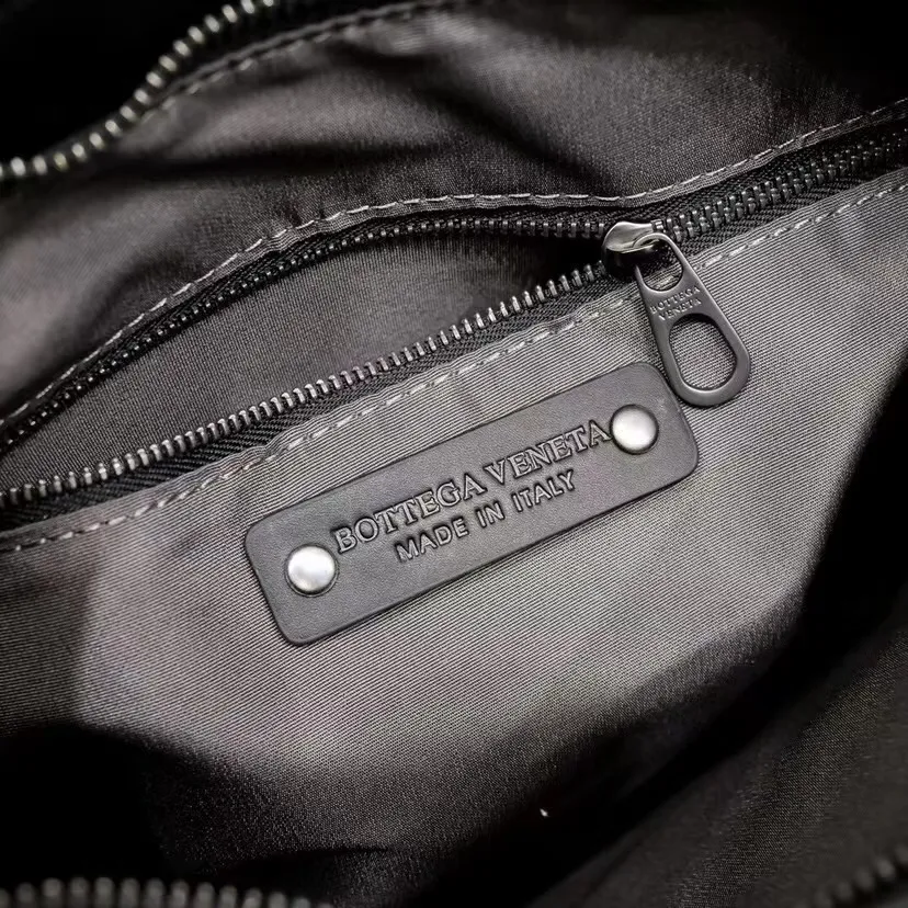 All categories 💚 Top version men’s bags 💚 BV 2024 new BV crossbody bag
